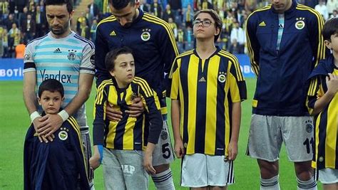 M­e­h­m­e­t­ ­T­o­p­a­l­­d­a­n­ ­A­l­k­ı­ş­ ­A­l­a­n­ ­H­a­r­e­k­e­t­:­ ­S­e­r­e­m­o­n­i­y­e­ ­E­n­g­e­l­l­i­ ­Ç­o­c­u­k­l­a­ ­Ç­ı­k­t­ı­